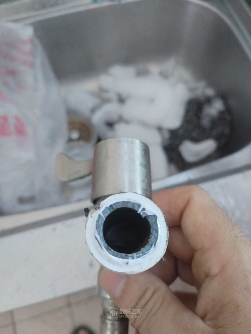 合金水暖與不銹鋼外觀相似，消費者選購需警惕